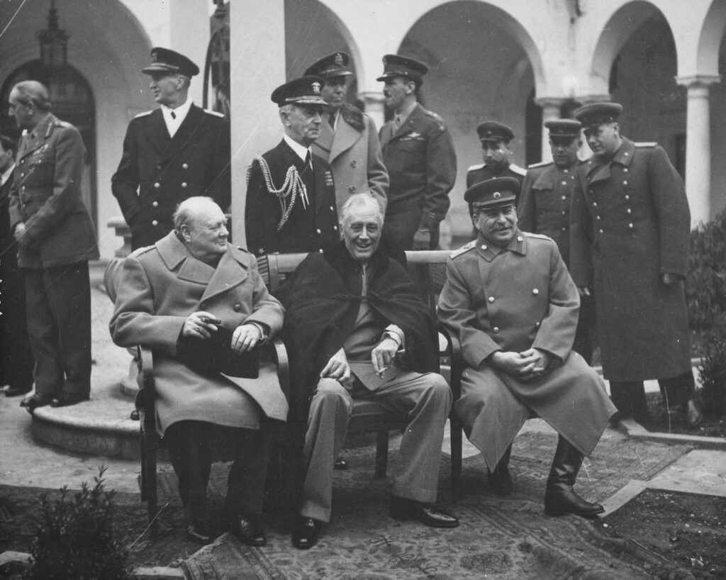Conf&eacute;rence de Yalta (1945) entre Churchill, Roosevelt et Staline