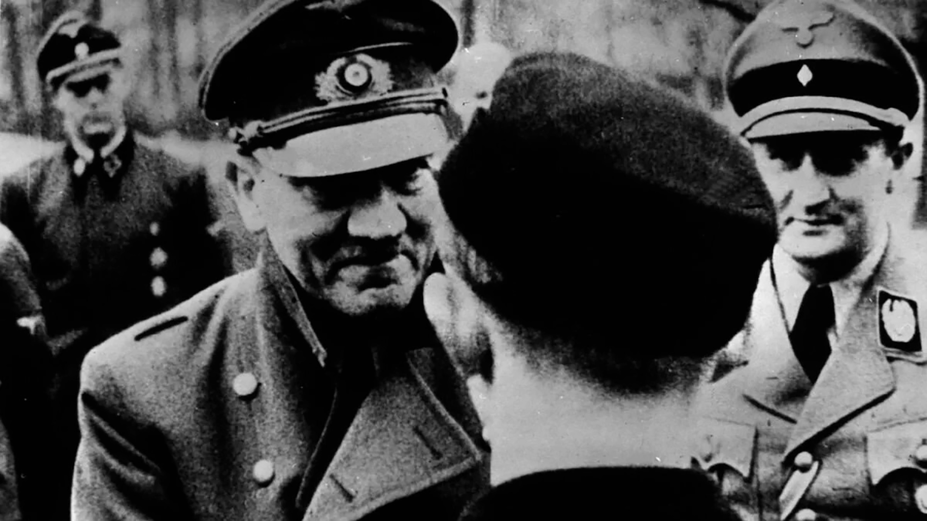 Hitler, lors de sa derni&egrave;re apparition publique